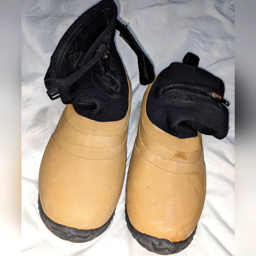 FOREVERLAST Ray-Guard Reef Boots